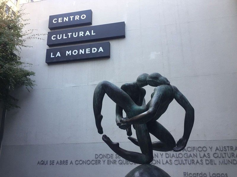 Palacio de La Moneda Cultural Centre Santiago Chile Llama Travel